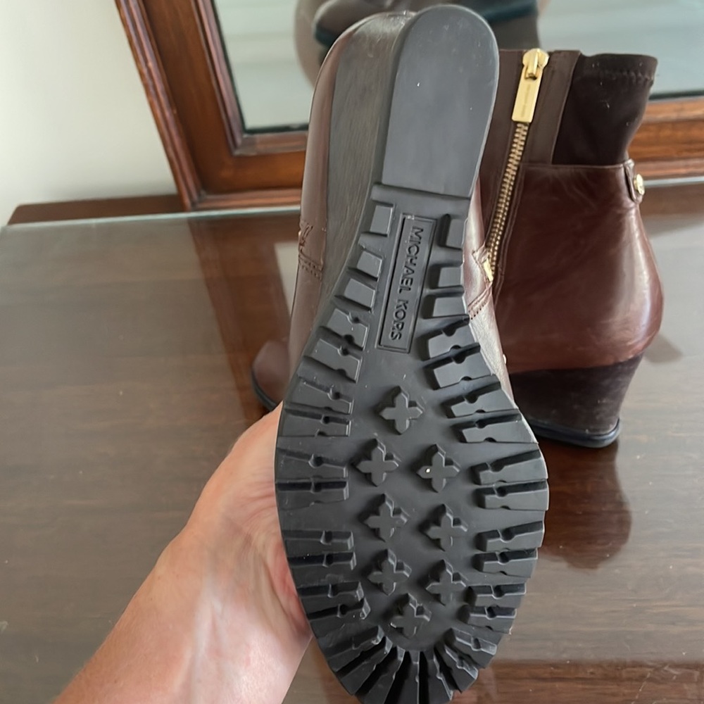Michael Kors brown booties 6.5 - Picture 3 of 4
